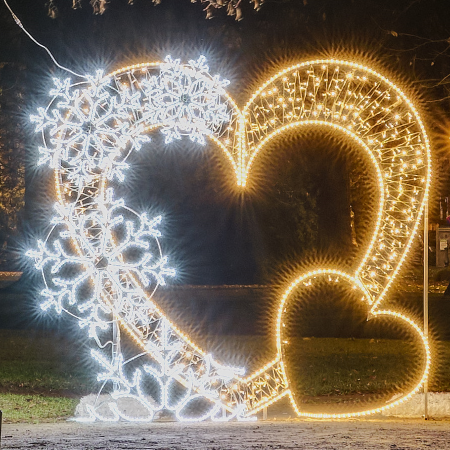 LED-Lichterkette 100 m, warmweiß mit FLASH, 1000 Dioden, IP44